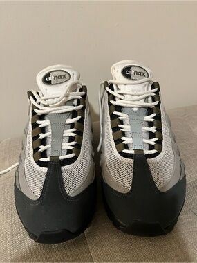 Nike Women’s Sneakers - White, Gray, Olive